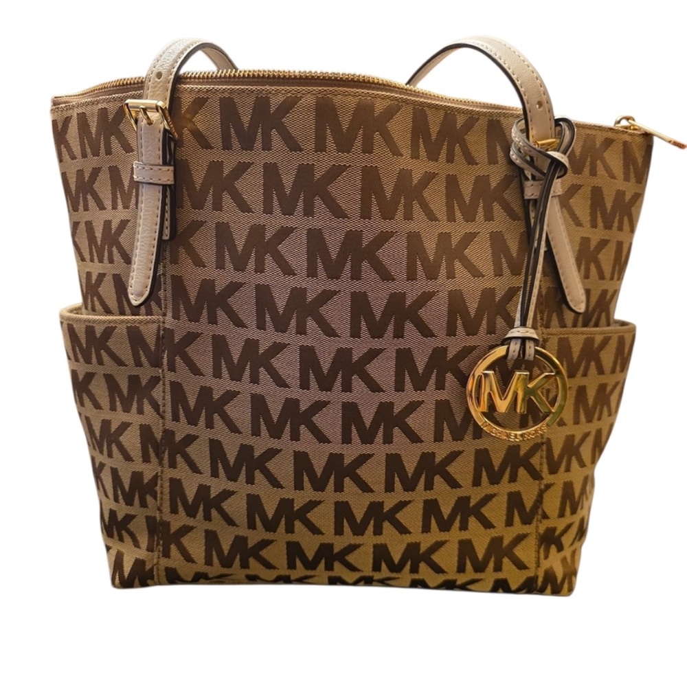 🎶Michael Kors Tan and Brown MK Logo Tote. Excellent condition